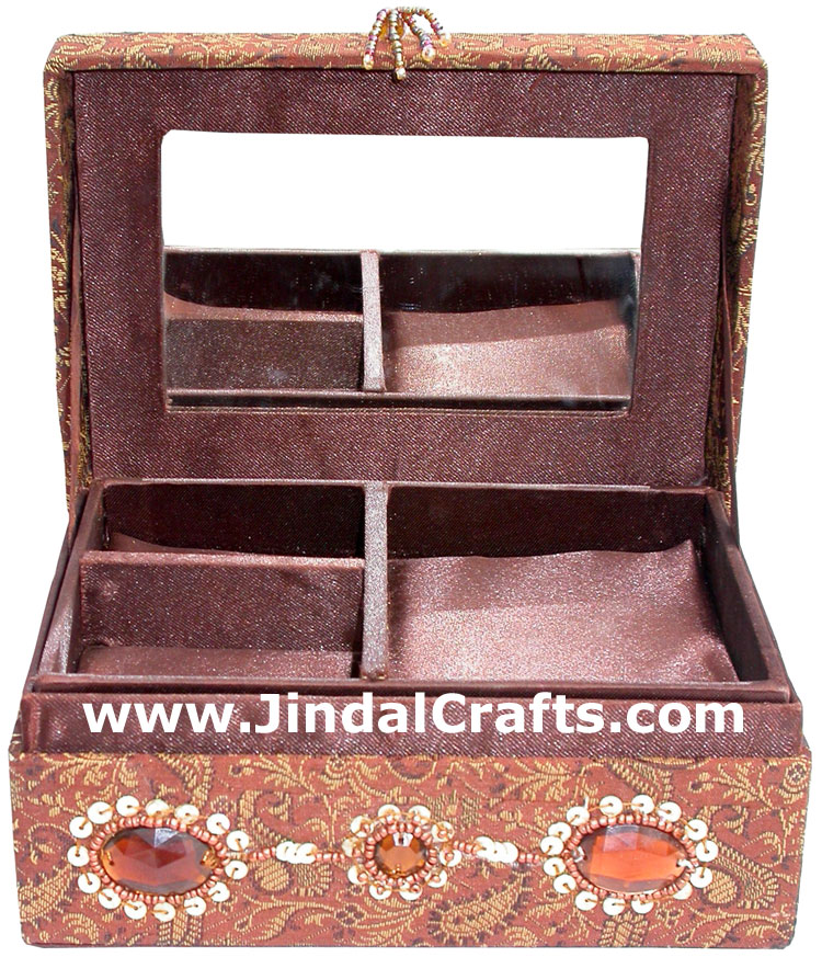 Hand Embroider Beaded Jari Zari Jewellery Box India Art