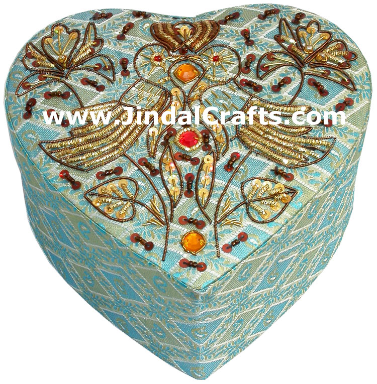 Hand Embroider Beaded Jari Zari Jewellery Box India Art