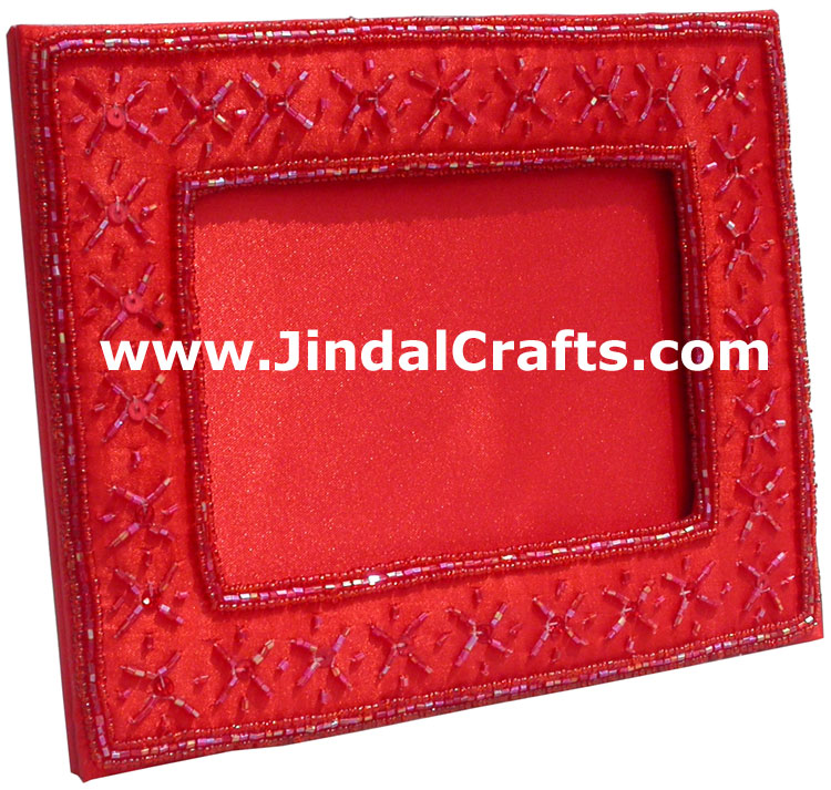 Hand Embroidered Photo Picture Frame India Art Collectible Gift Handicrafts