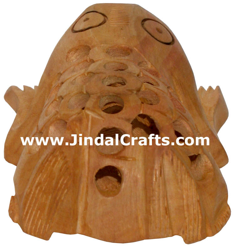 Kadam Wood Hand Carved Frog India Artifacts Arts