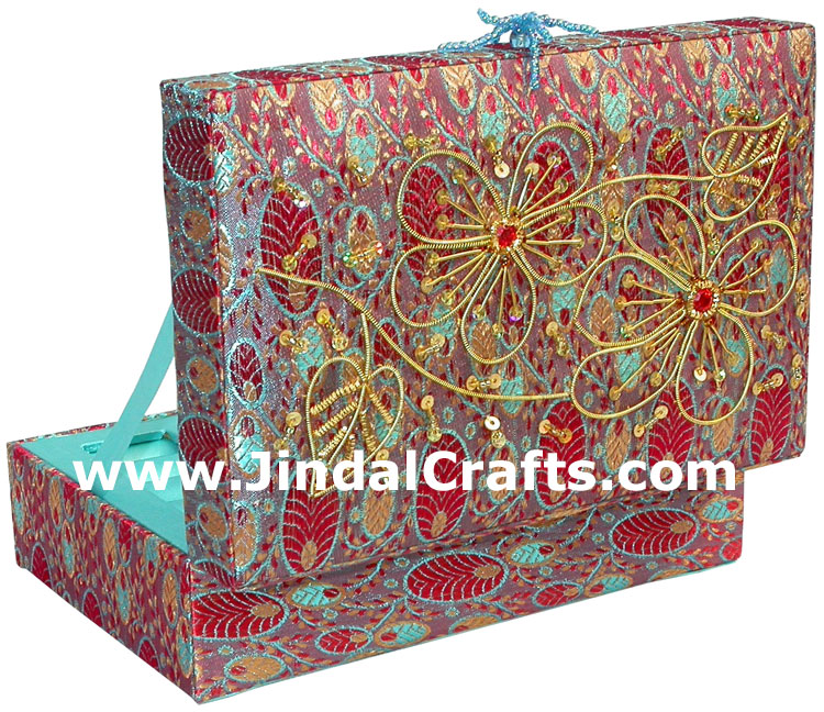 Hand Embroider Beaded Jari Zari Jewellery Box India Art