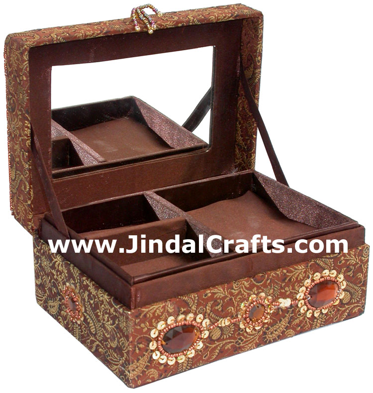 Hand Embroider Beaded Jari Zari Jewellery Box India Art