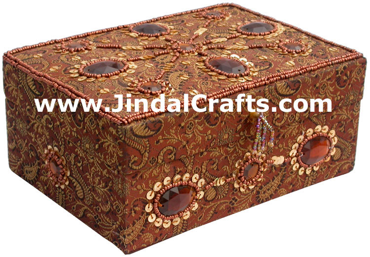Hand Embroider Beaded Jari Zari Jewellery Box India Art