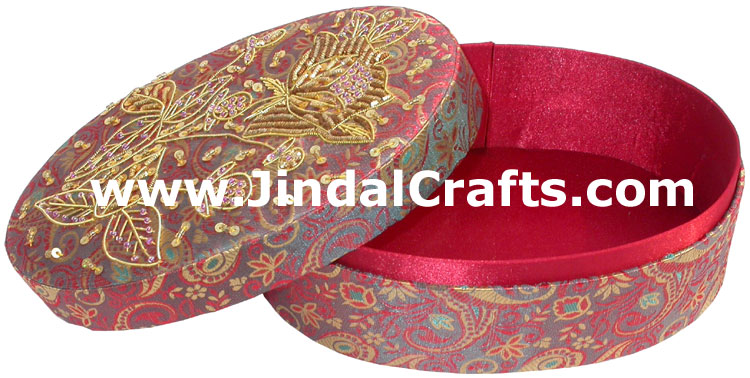 Hand Embroider Beaded Jari Zari Jewellery Box India Art