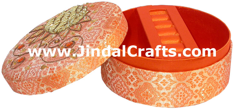 Hand Embroider Beaded Jari Zari Jewellery Box India Art