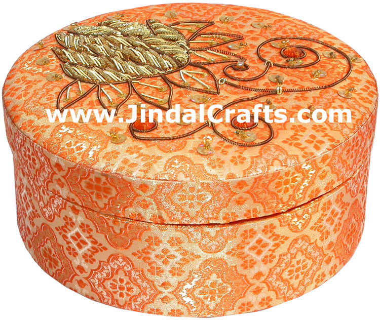 Hand Embroider Beaded Jari Zari Jewellery Box India Art
