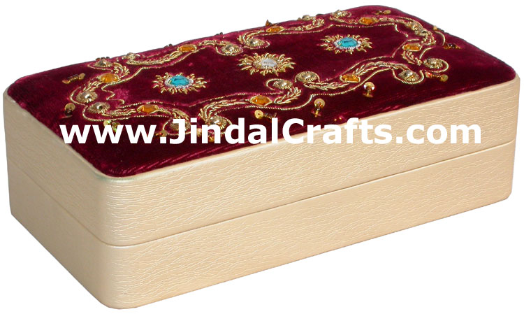Hand Embroider Beaded Jari Zari Jewellery Box India Art