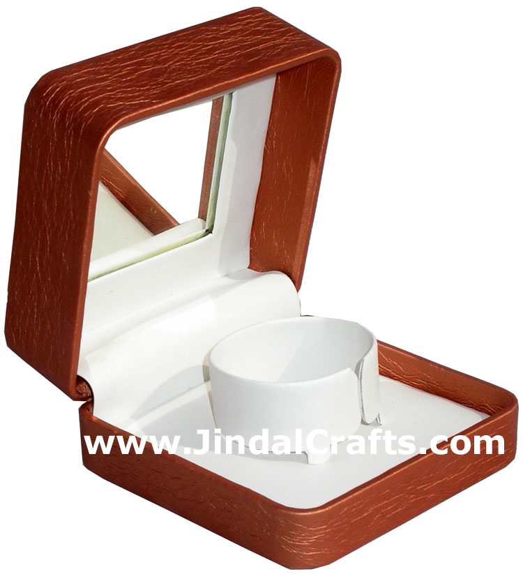Hand Embroider Beaded Jari Zari Jewellery Box India Art