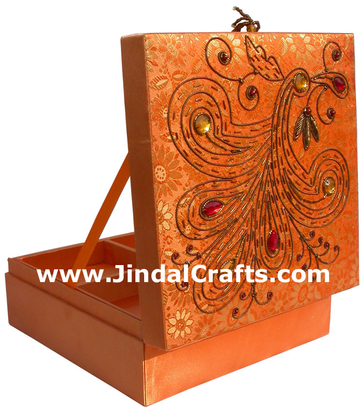 Hand Embroider Beaded Jari Zari Jewellery Box India Art