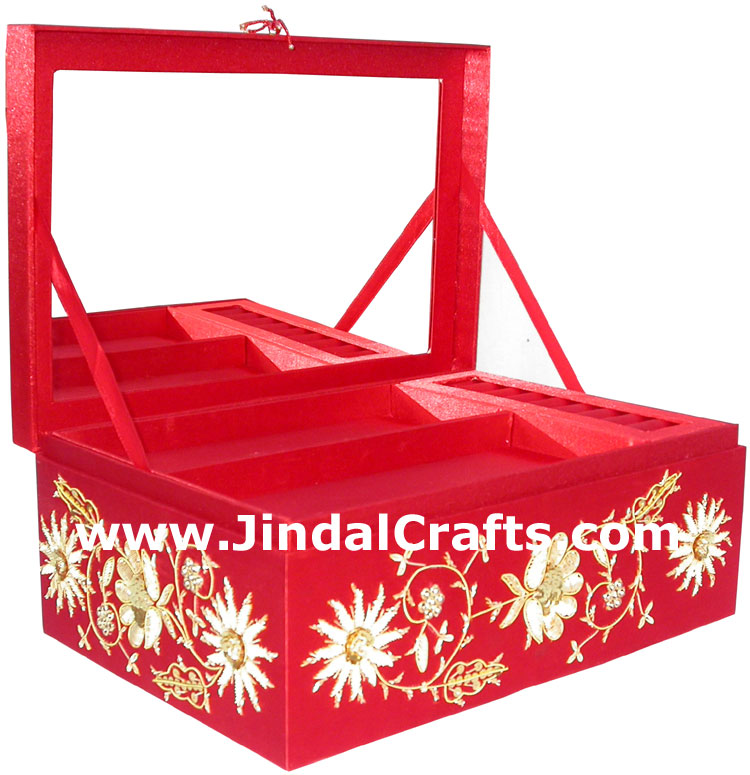 Hand Embroidered Designer Jewelry Box Souvenir Gift Art