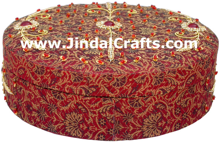Hand Embroidered Designer Jewelry Ring Box Souvenir Art