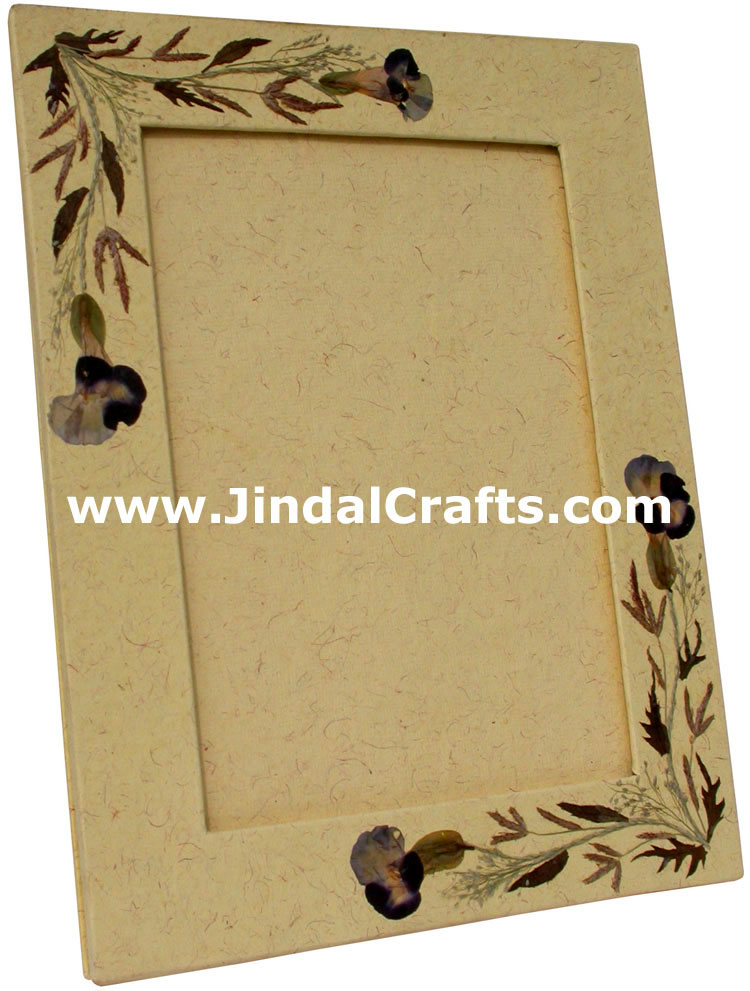 Hand Made Dried Flowers Decorative Photo Frame India