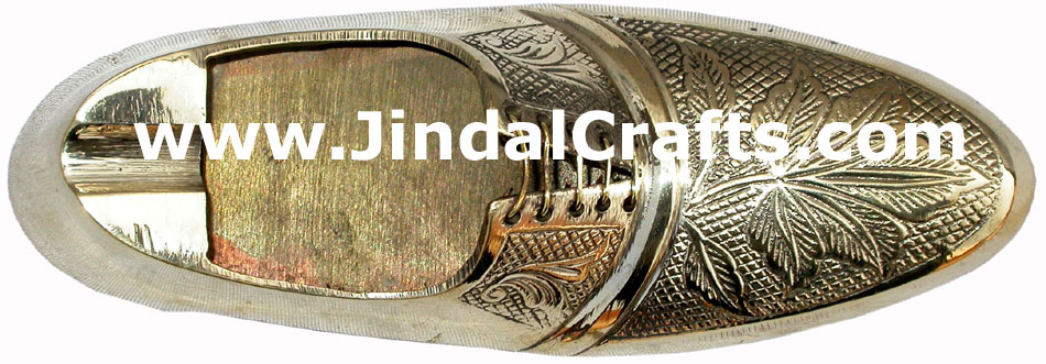 Brass Ashtray - Shoe Shaped Indian Art Craft Handicraft Metal Smoking Ashtray