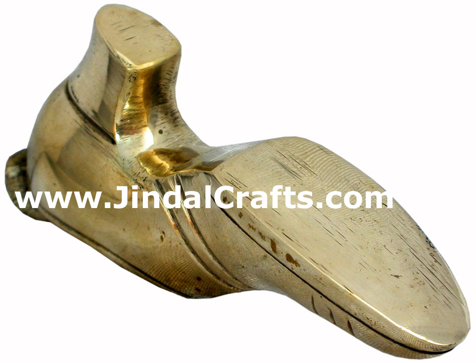 Brass Ashtray - Shoe Shaped Indian Art Craft Handicraft Metal Smoking Ashtray