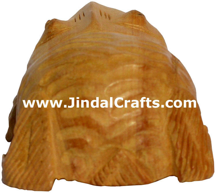 Kadam Wood Hand Carved Frog India Artifacts Arts