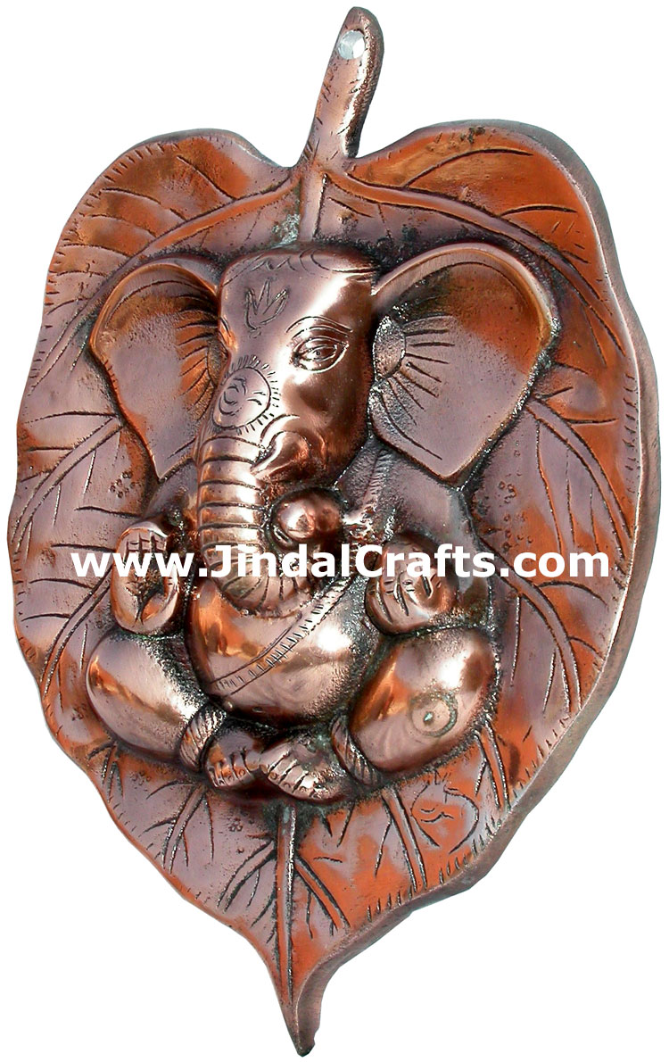 Ganpati Siddhi Vinayak on Leaf Wall Hanging Home Decor