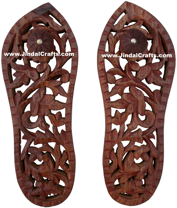 Hand Carved Wooden Paduka Hindu Religious Artifact Indian Handicrafts Arts