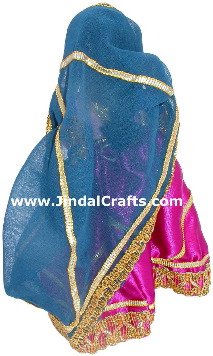 Handmade Traditional Costume Doll India - Clapping Lady